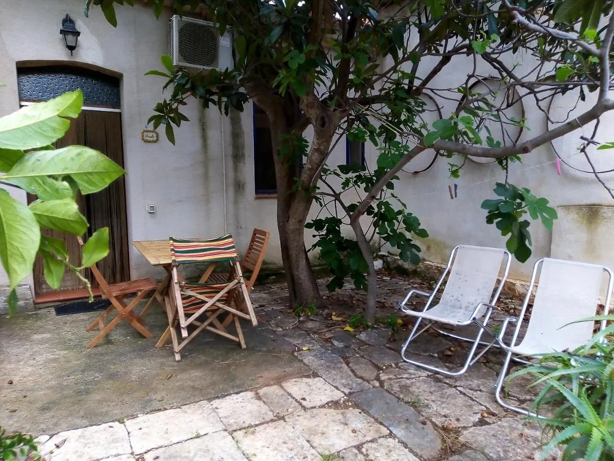 Farm stay Agriturismo Castelluzzo Organic Farm