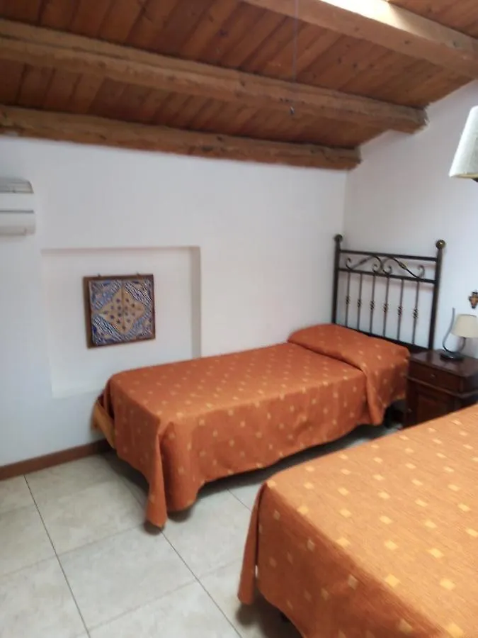 Farm stay Agriturismo Castelluzzo Organic Farm Italy