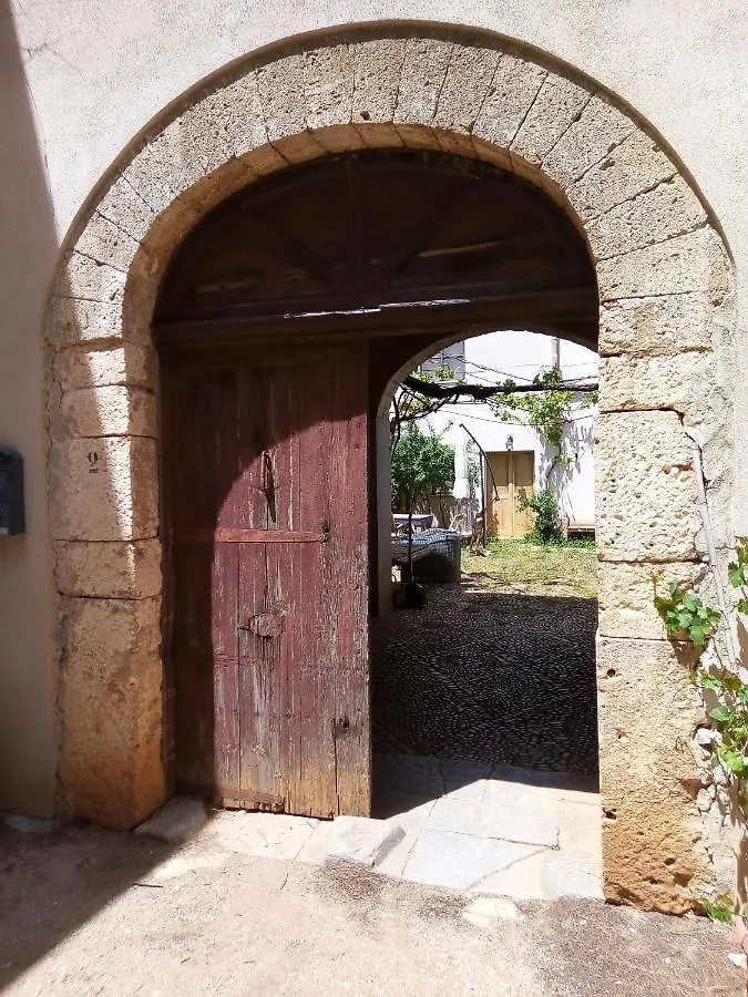 Agriturismo Castelluzzo Organic Farm 0*,